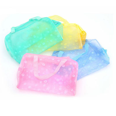 Kwaliteit  OEM Foldable PVC Cosmetic And Toiletry Bags Portable Makeup Bag With Zipper fabriek