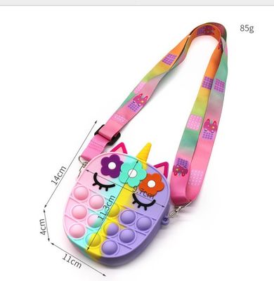 Friemel van de Portefeuilledames van Toy Rainbow Unicorn Coin Purse van Duwbellen het Kiezelzuurkruis - lichaamszak