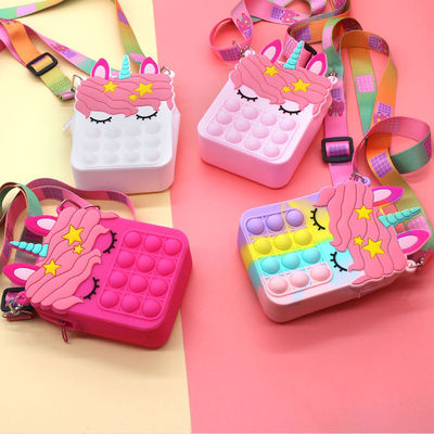 Friemel van de Portefeuilledames van Toy Rainbow Unicorn Coin Purse van Duwbellen het Kiezelzuurkruis - lichaamszak