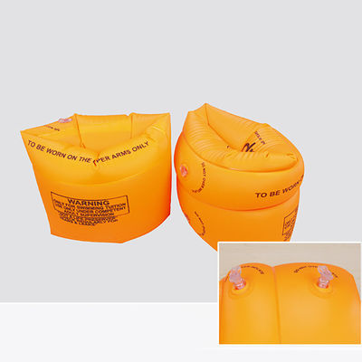 Jonge geitjes die van de de Vlotterlucht van pvc van Wapenring foldable Opblaasbare de Kokerscirkel zwemmen