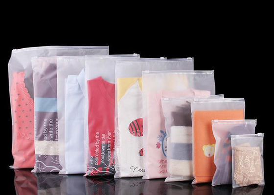 De Grote Duidelijke Plastic Zakken van het douaneontwerp met Pitbovenkant voor Kledingstukpe Materiaal
